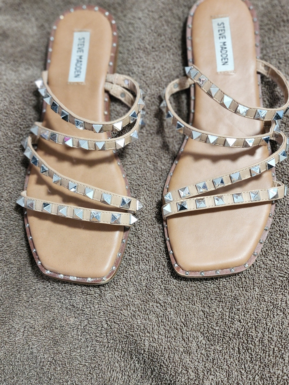Steve Madden Beige/Tan Pyramid Stud Strappy Slide Sandals